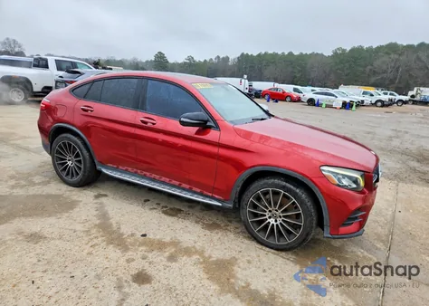 2017 Mercedes-Benz Glc Coupe 300 4Matic z USA, uszkodzony, nr VIN WDC0J4KB9HF255350